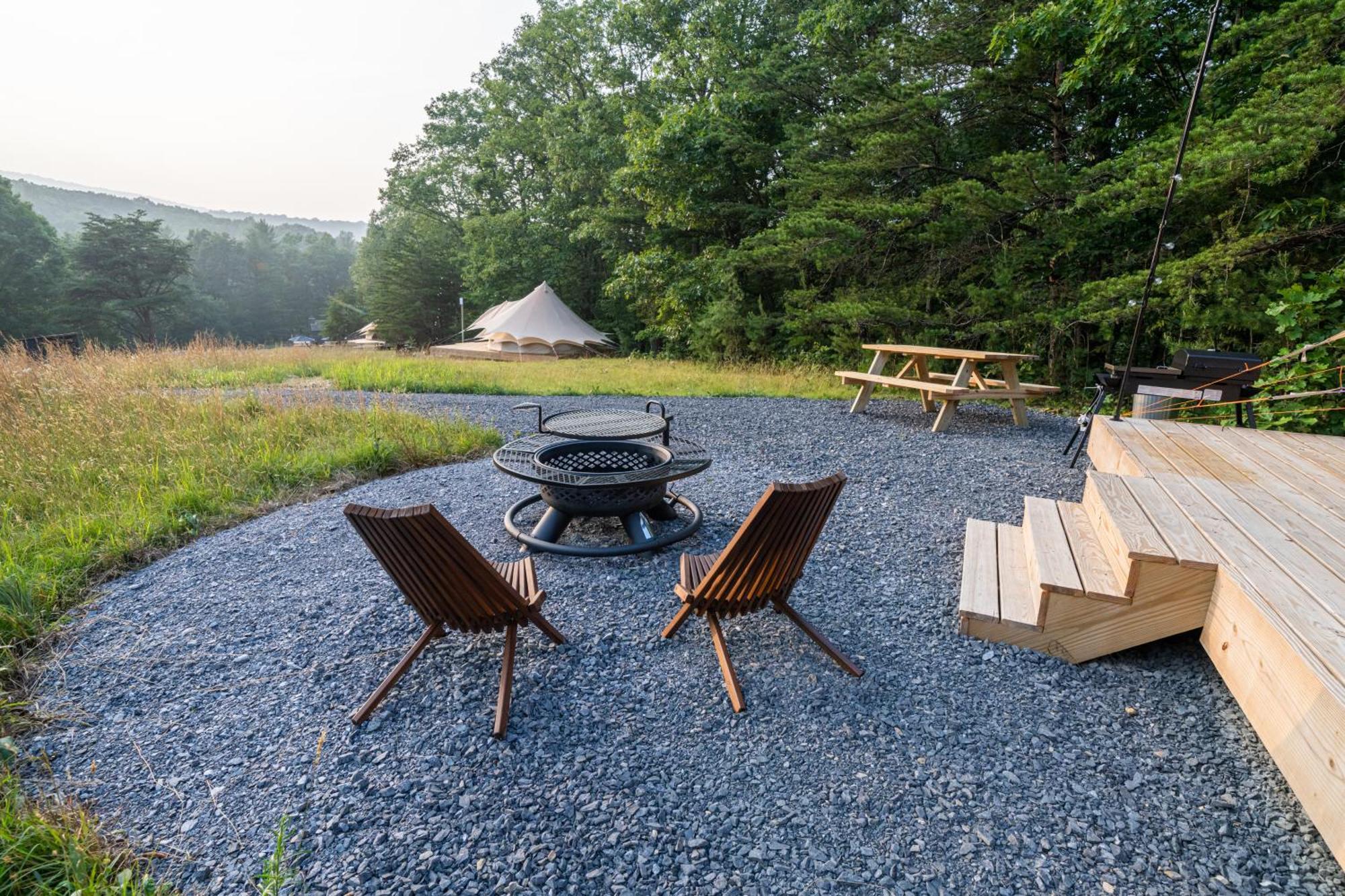 Firefly Ridge Luxury Retreat Hotel Great Cacapon Exterior photo