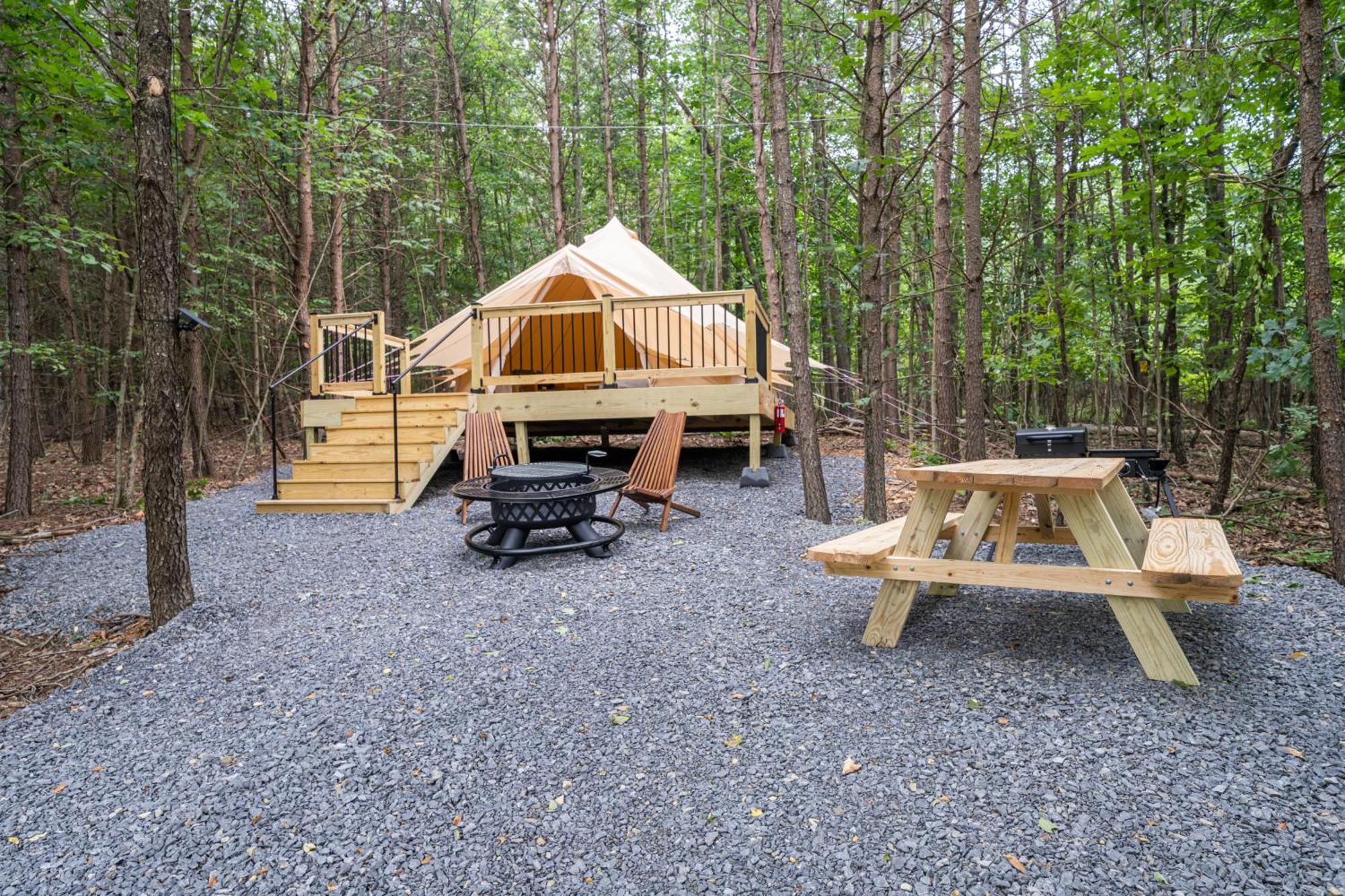 Firefly Ridge Luxury Retreat Hotel Great Cacapon Exterior photo