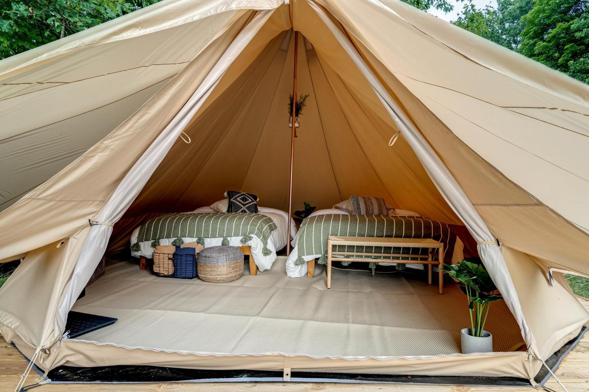 Firefly Ridge Luxury Retreat Hotel Great Cacapon Exterior photo
